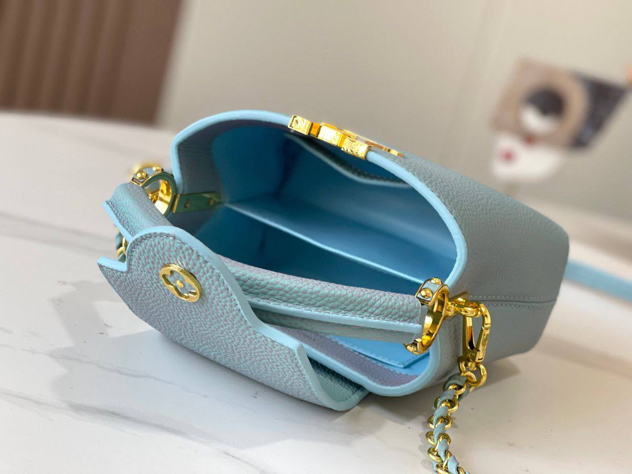 Louis Vuitton Capucines Mini Bag