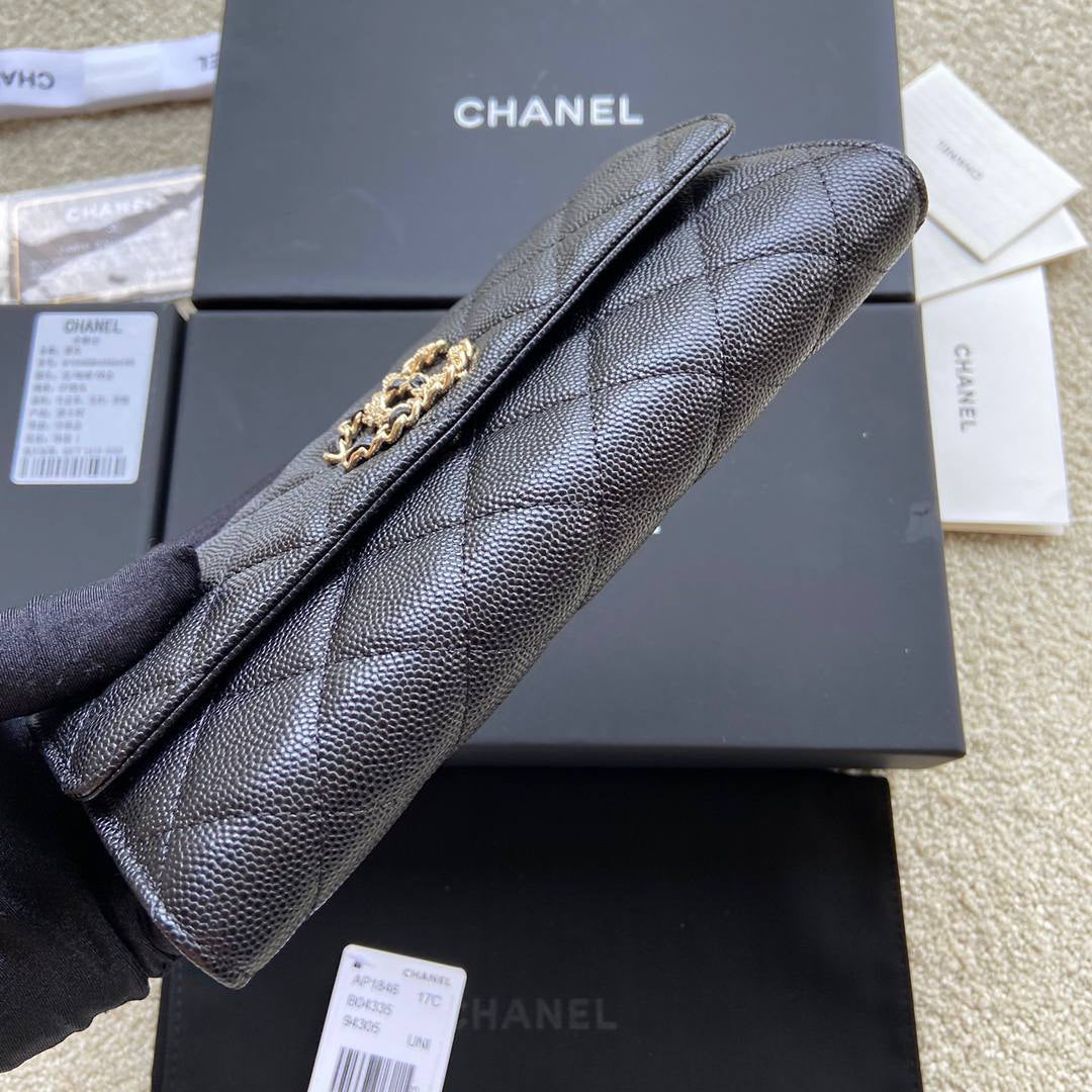 Chanel Caviar Wallet