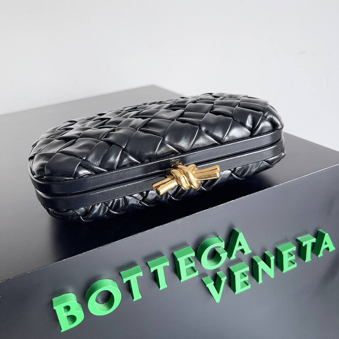 Bottega Veneta Knot foulard Intreccio clutch