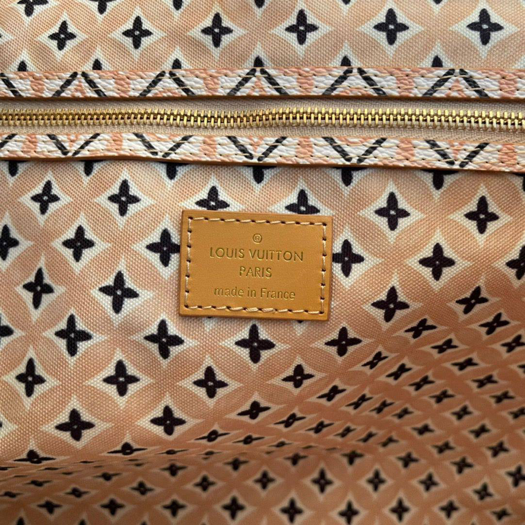 Louis Vuitton Neverfull
