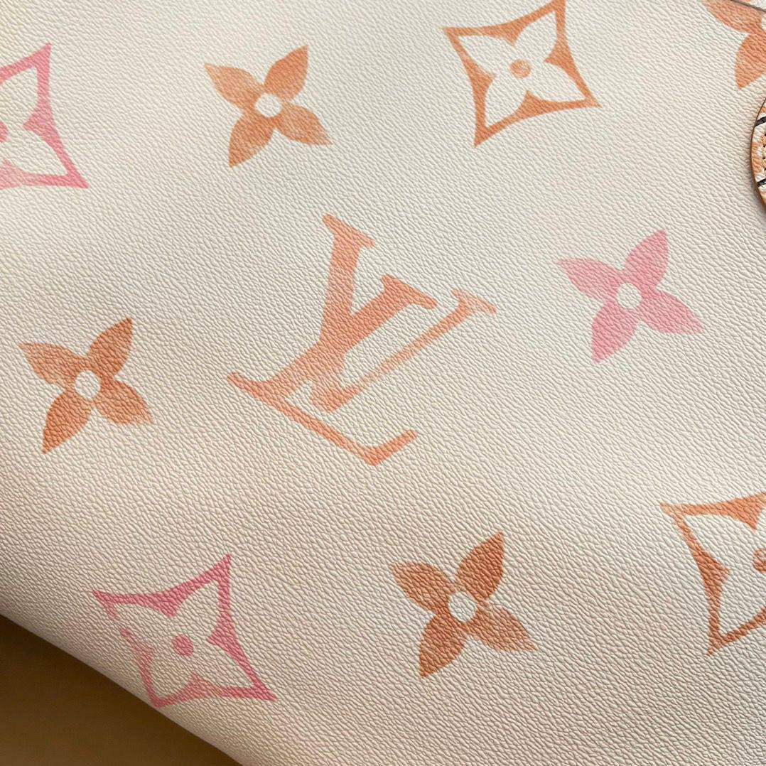 Louis Vuitton Neverfull