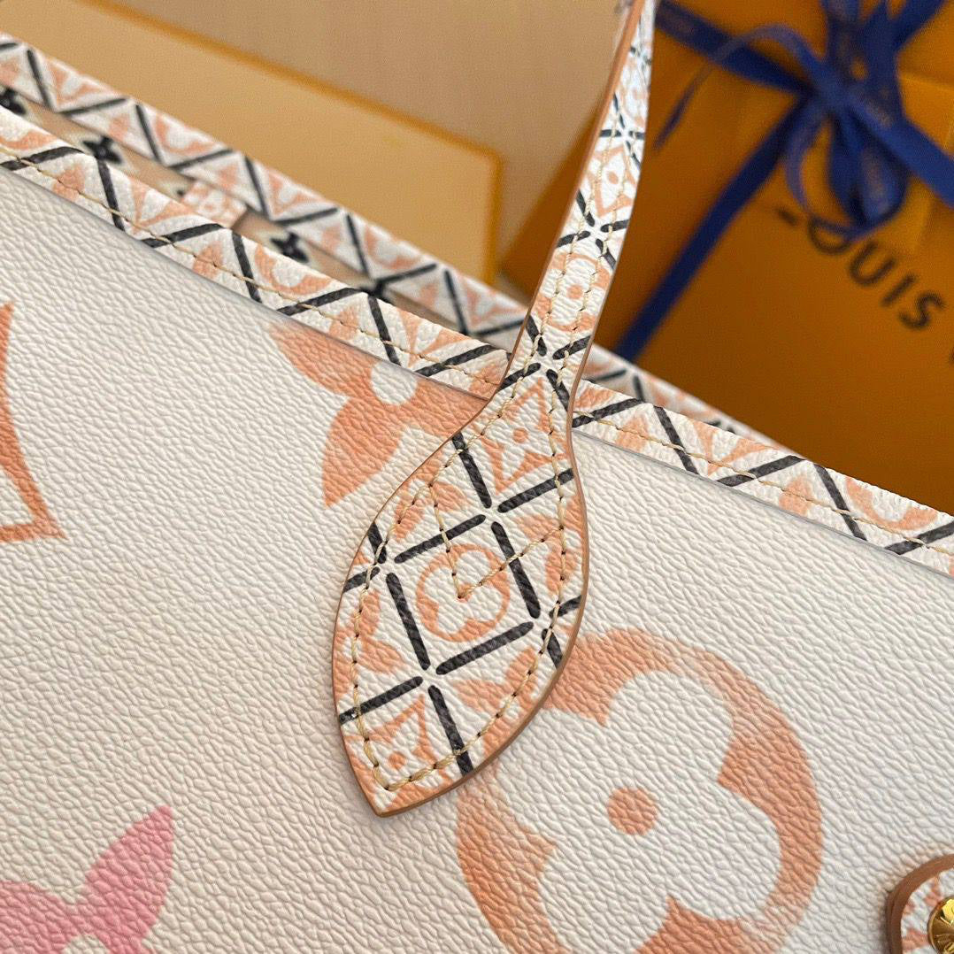 Louis Vuitton Neverfull