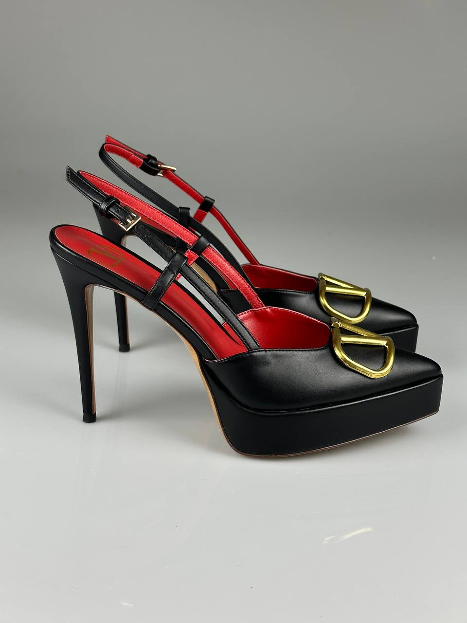 Valentino Garavani VLogo Signature Slingback Pumps