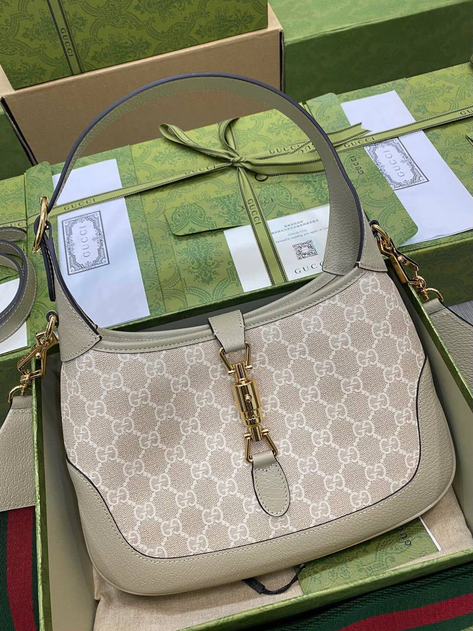Gucci Jackie