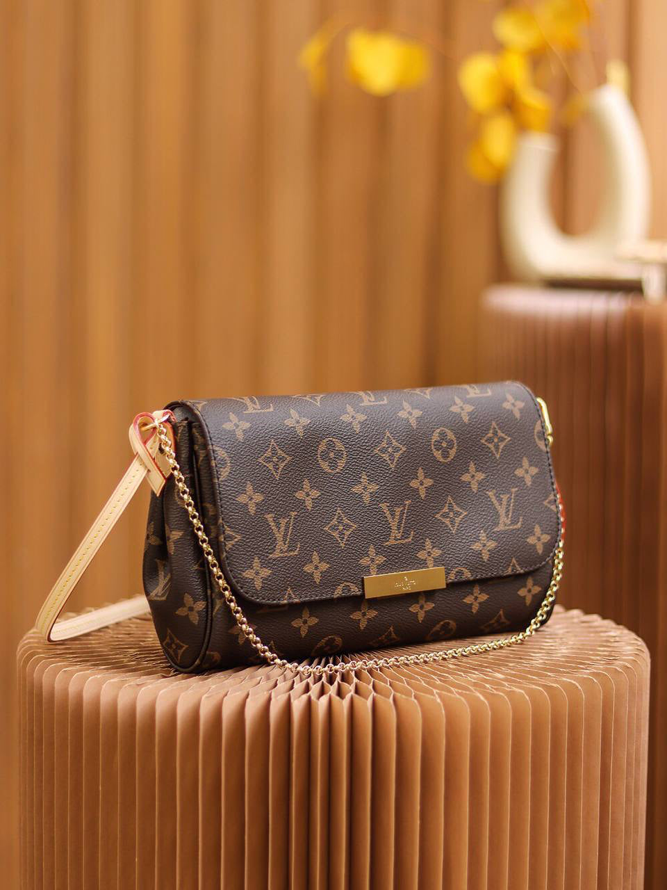 Louis Vuitton Favorite MM