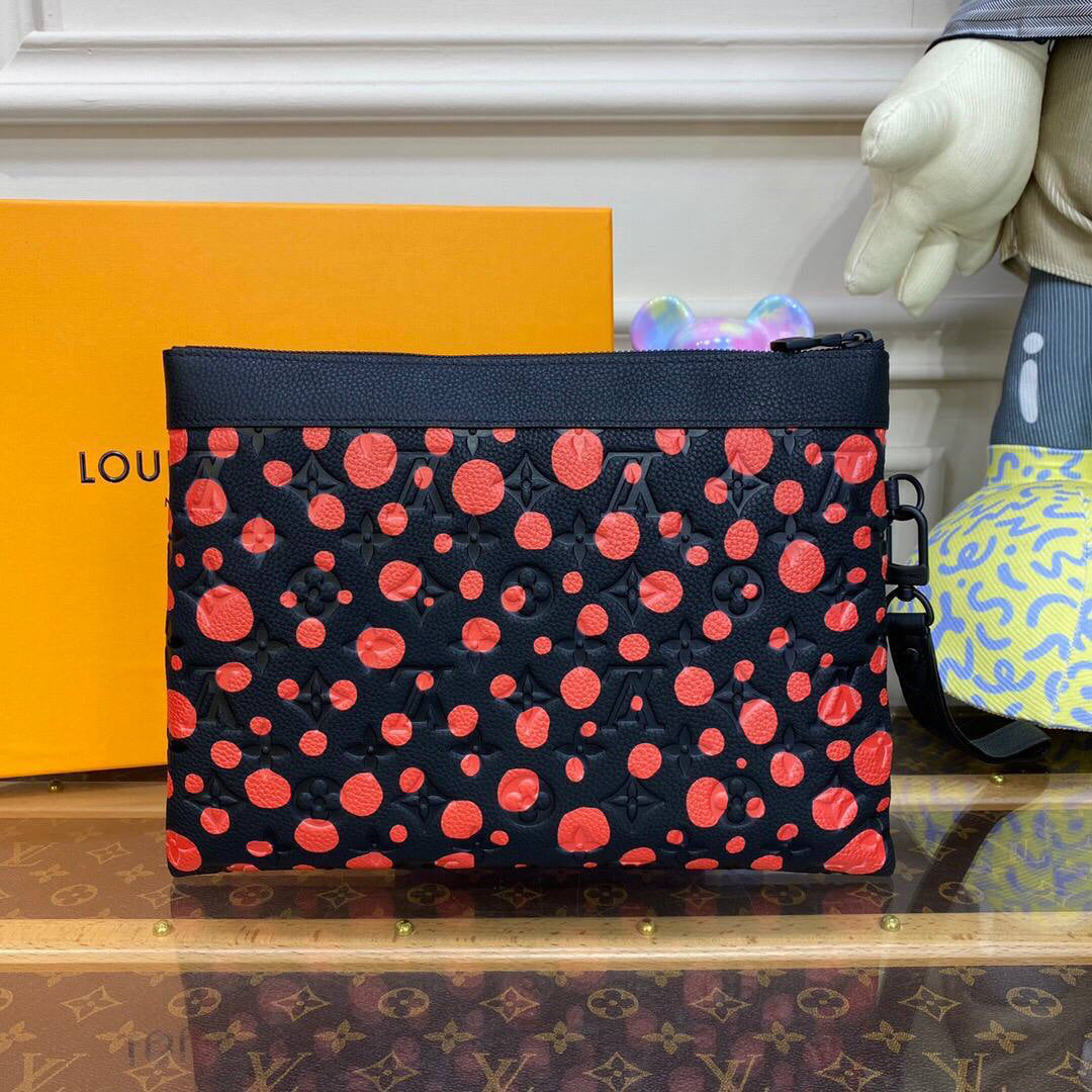 Louis Vuitton x Kusama Pochette To Go