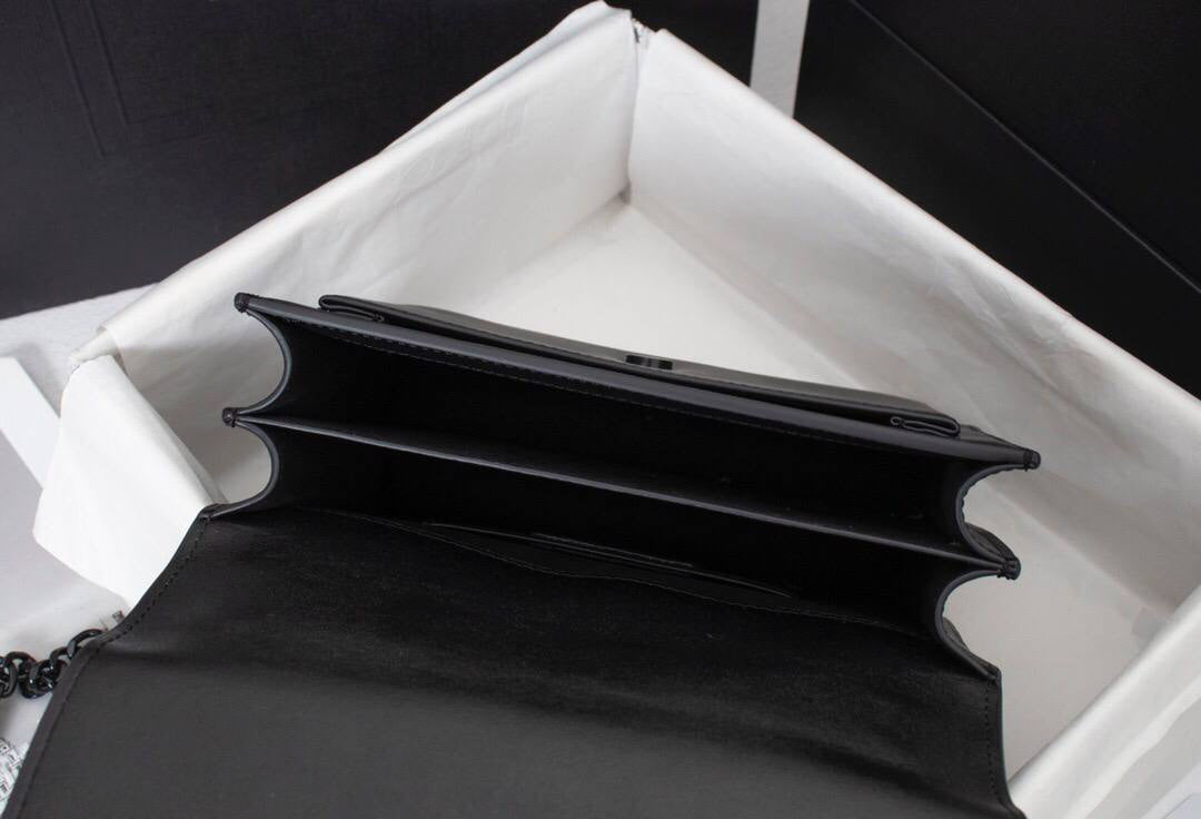 Saint Laurent Sunset Chain Bag in Smooth Leather