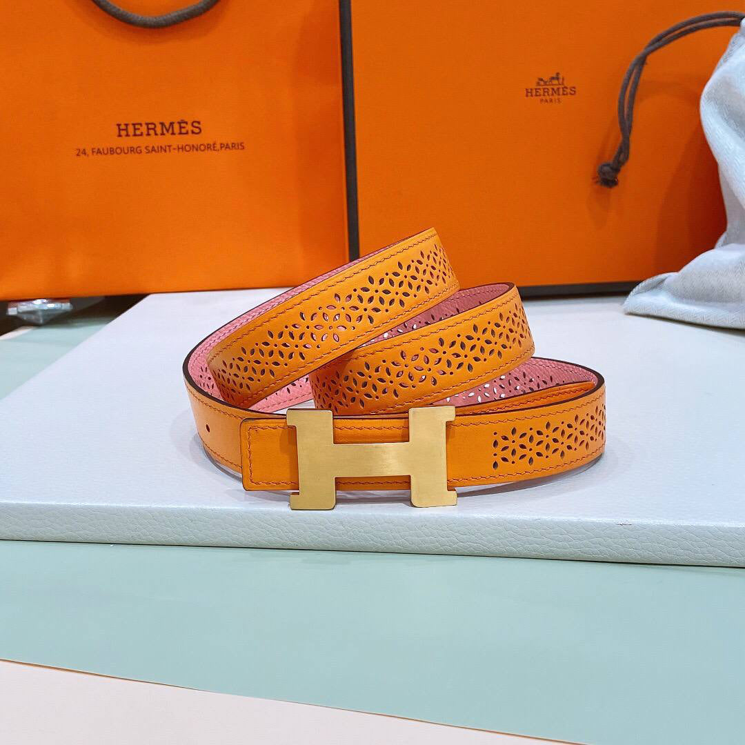 Hermès Mini Constance Martelee Reversible Belt