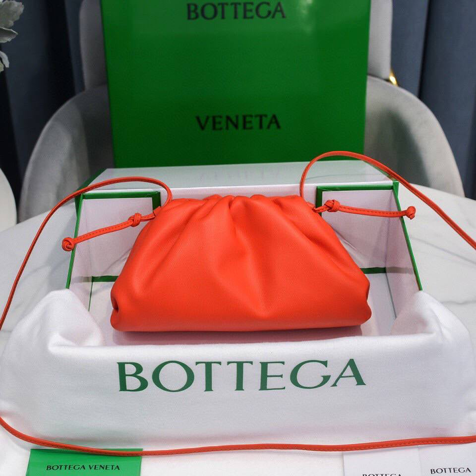 Bottega Veneta Mini Leather Pouch