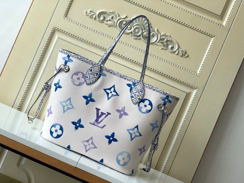 Louis Vuitton Neverfull