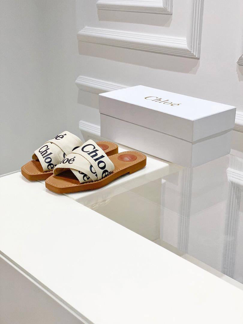 Chloé Woody canvas slides