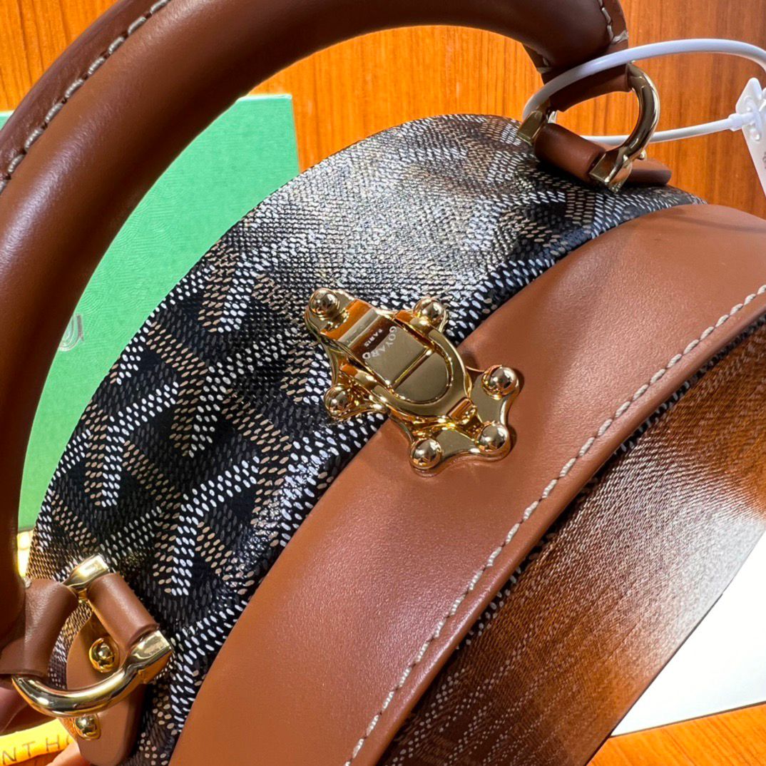 Goyard hat clearance box bag price