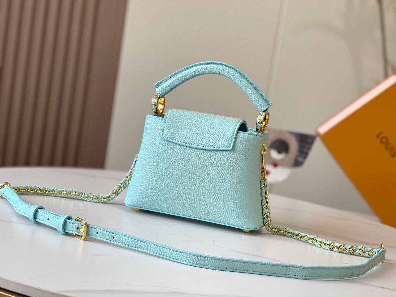Louis Vuitton Capucines Mini Bag