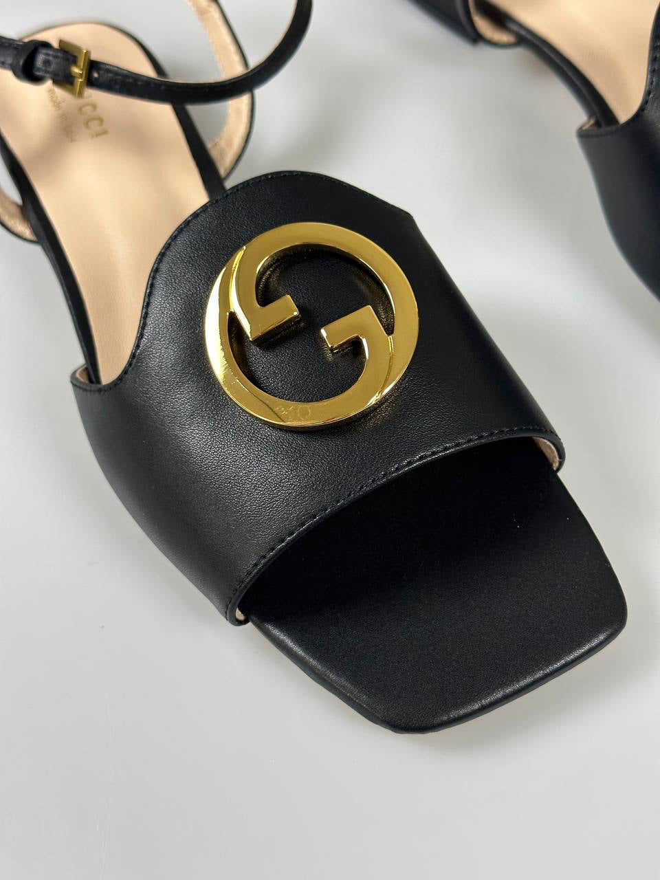 Gucci Blondie leather sandals