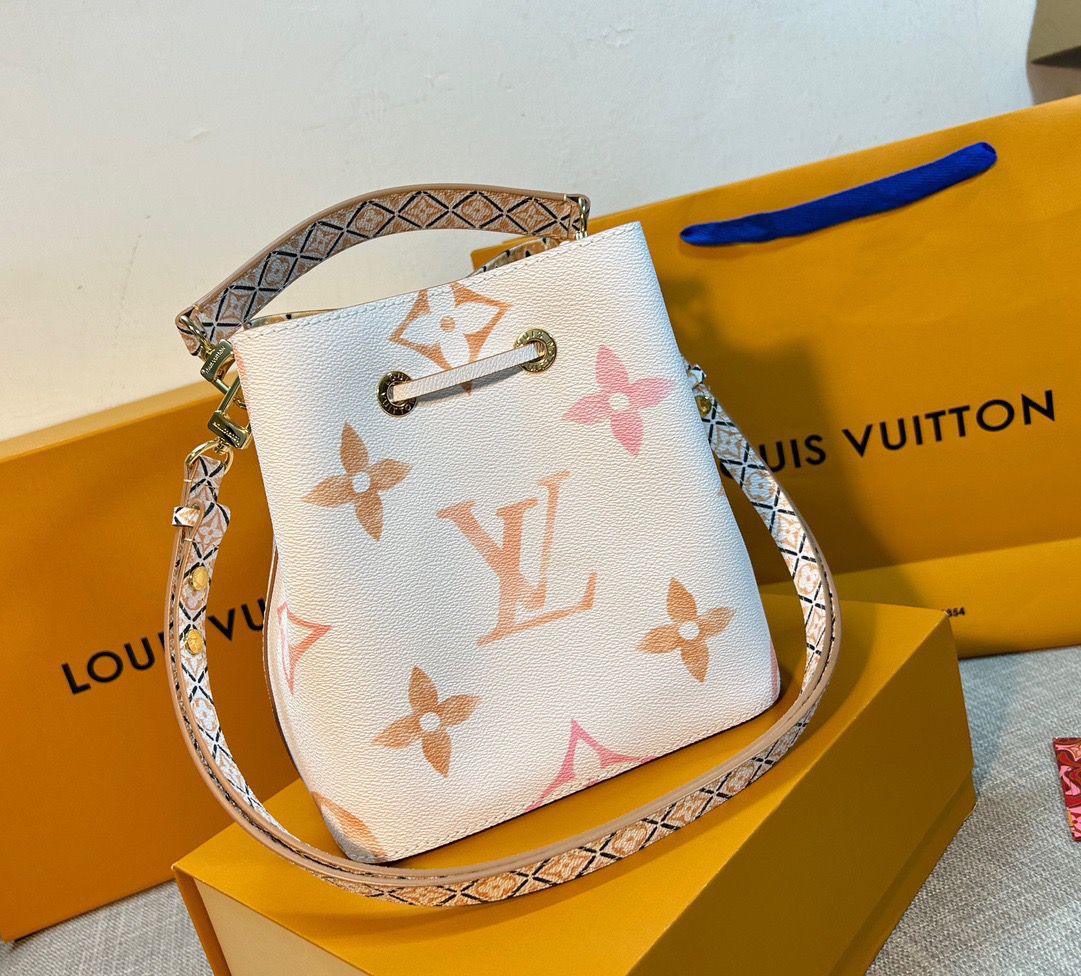 Louis Vuitton Néonoé BB